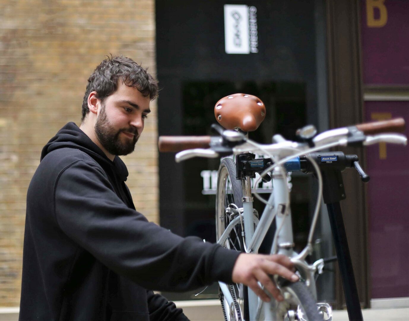 FREE bike servicing and repairs to all Devonshire Square’s cyclists